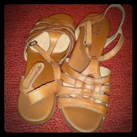 naturalizer nanci sandals